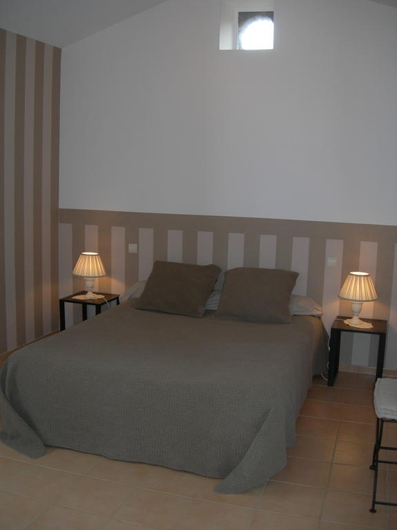Chambres d'Hôtes Côté Cévennes Saint-Martin-de-Valgalgues Habitación foto